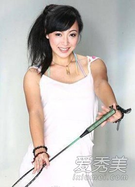 何炅老婆照片曝光 揭王菁個(gè)人資料家庭背景
